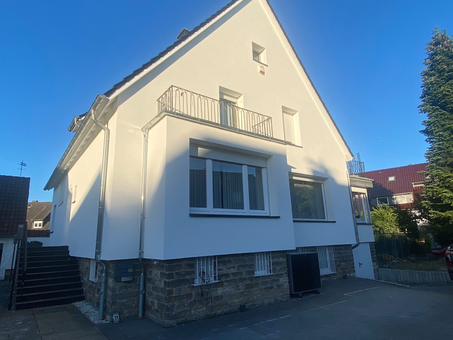 Frisch sanierte Fassade des White House Hannover